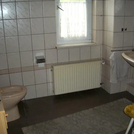 Δωμάτια σε οικογενειακή κατοικία Manfred Aepkers